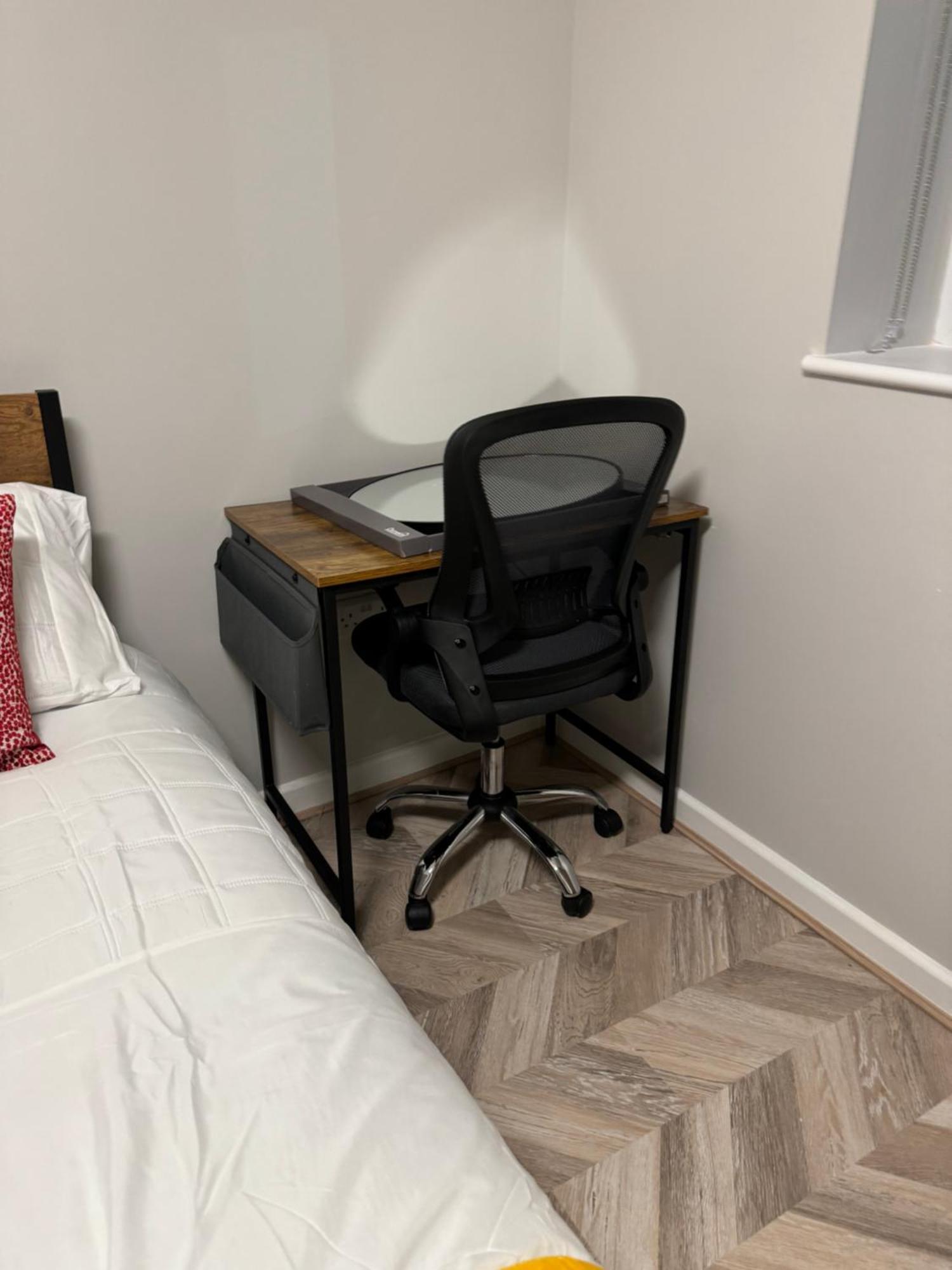 Comfy Studio Flat And Workspace Near Ashton-U-Lyne Station Stalybridge Exterior foto